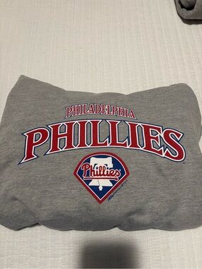 Stitches Gray Philadelphia Phillies Sweatshirt with Red & Blue Logo